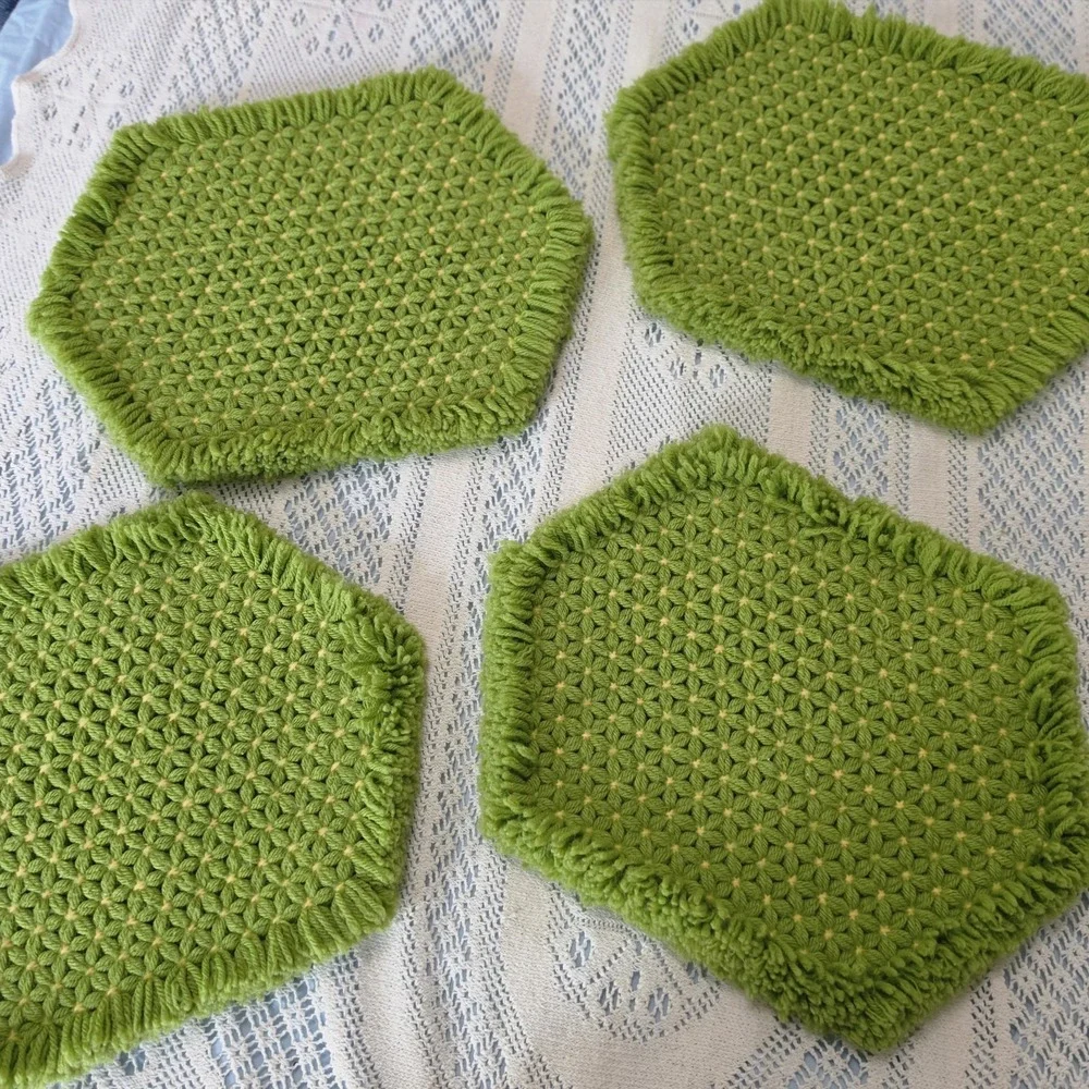 4‎ VTG Handmade Crochet Hot Pads Pot Holders Trivets Placemats Retro Kitchen